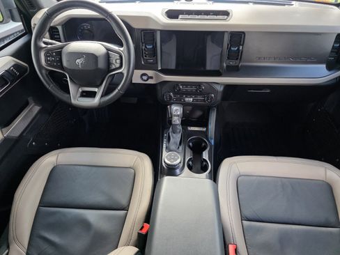 Used 2022 Ford Bronco Wildtrak AWD/4WD image 4