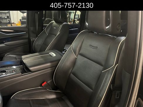 Used 2022 Cadillac Escalade ESV Sport image 11