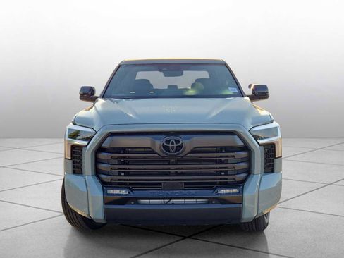 New 2026 Toyota Tundra Limited AWD/4WD image 3