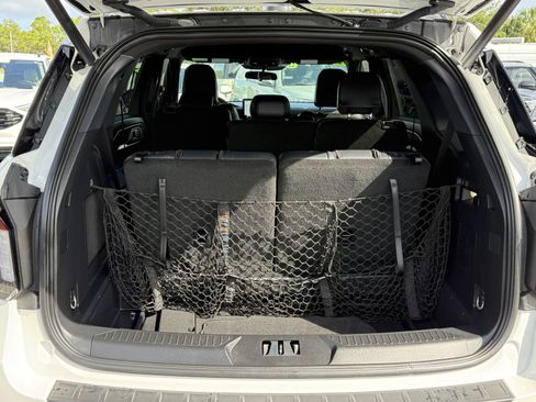 Used 2025 Ford Explorer ST-Line RWD image 14