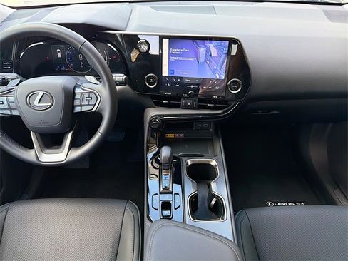 Used 2025 Lexus NX 250 FWD w/ Premium Package image 19