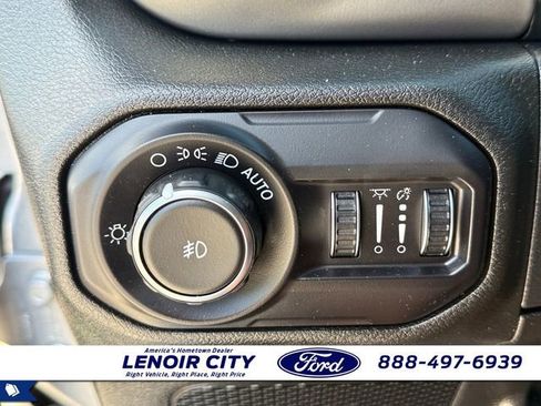 Used 2018 Jeep Wrangler Unlimited Sport S AWD/4WD image 19