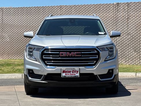 Certified 2022 GMC Terrain SLT AWD/4WD image 9
