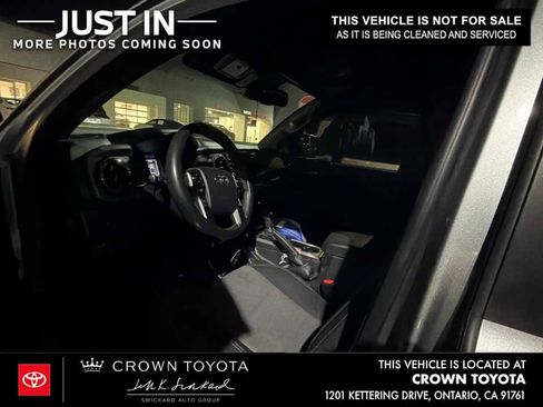 Used 2023 Toyota Tacoma TRD Sport w/ Advanced Technology Package AWD/4WD image 3