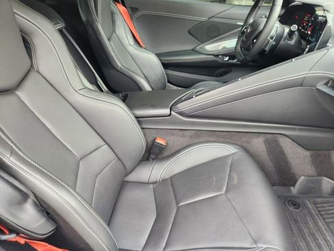 Used 2024 Chevrolet Corvette Stingray Coupe w/ Z51 Performance Package image 12