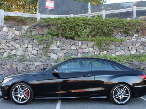 Used 2014 Mercedes-Benz E 550 Coupe image 6