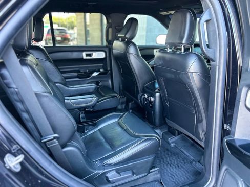 Used 2022 Ford Explorer ST w/ Equipment Group 401A AWD/4WD image 15