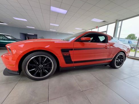 Used 2012 Ford Mustang Boss 302 RWD image 4