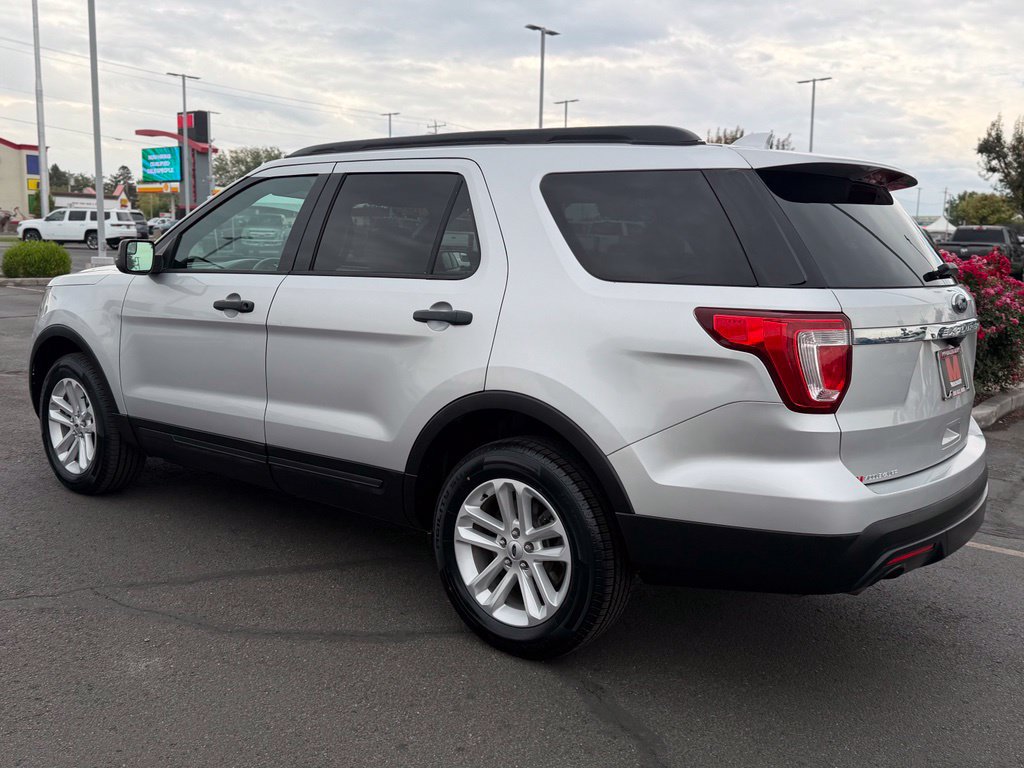 Used 2017 Ford Explorer 4WD image 5