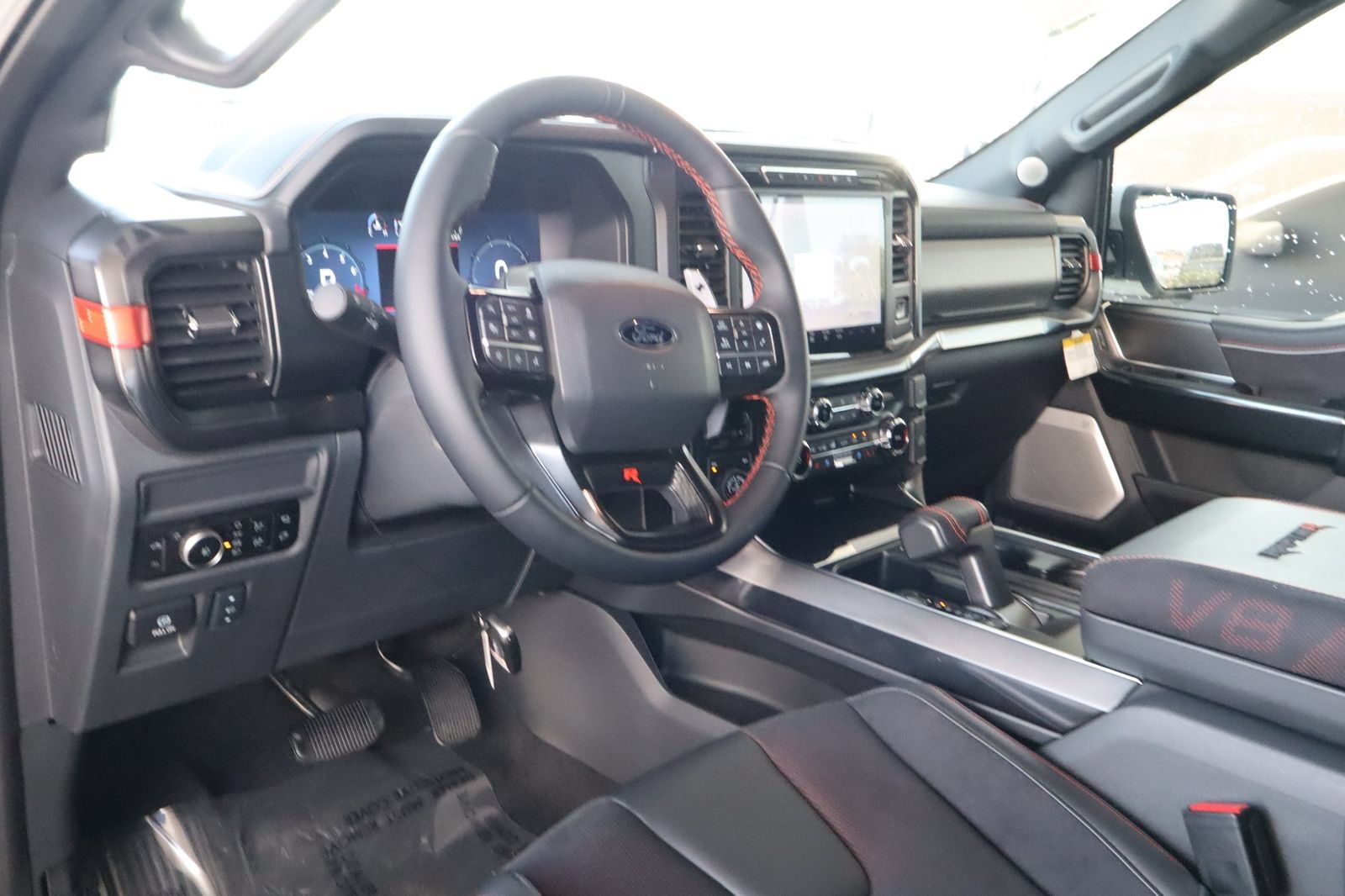 New 2026 Ford F150 Raptor w/ Equipment Group 803A Raptor R AWD/4WD image 18