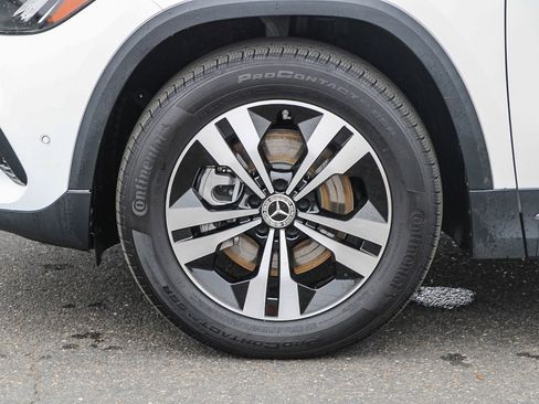 Certified 2025 Mercedes-Benz GLA 250 4MATIC image 9