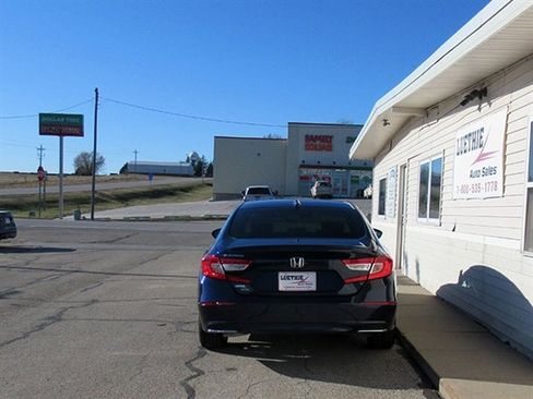 Used 2020 Honda Accord EX image 8