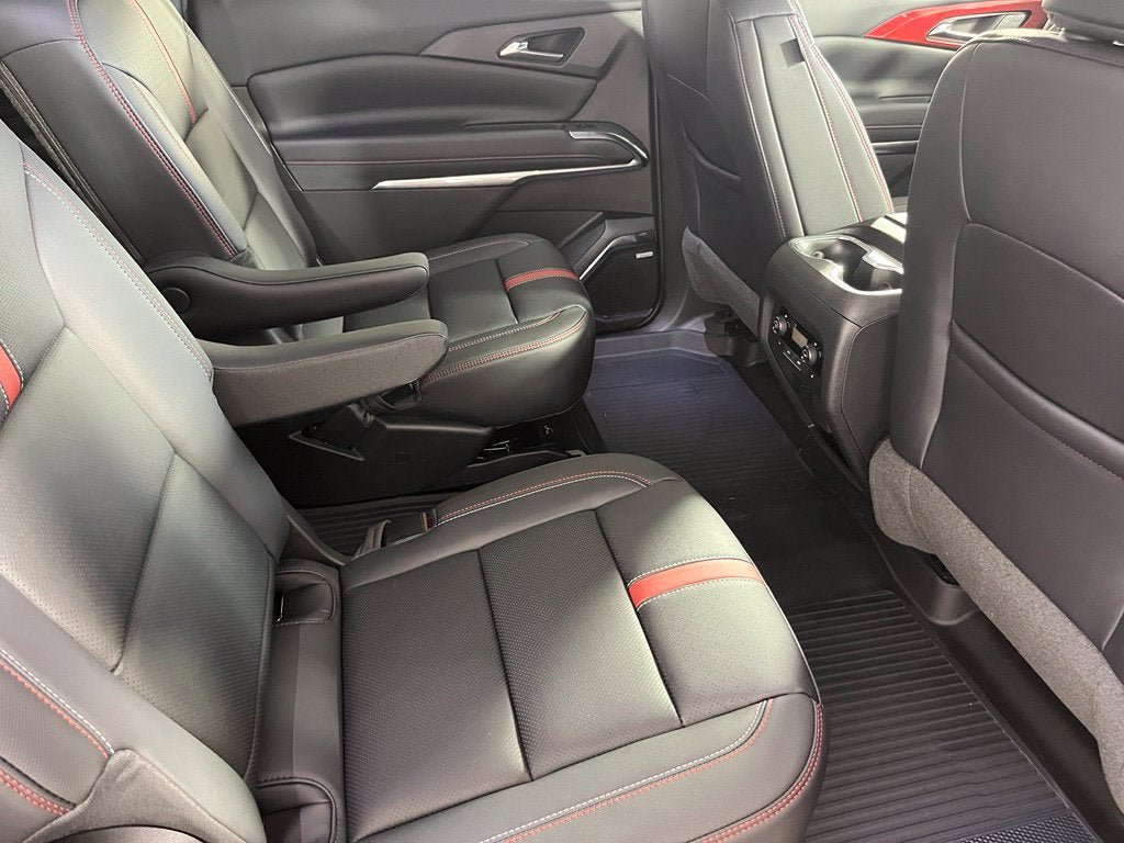 New 2027 Chevrolet Traverse RS w/ LPO, Floor Liner Package AWD/4WD image 19