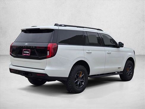 New 2026 Ford Expedition Tremor image 2