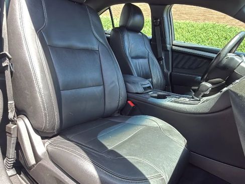 Used 2018 Ford Taurus SEL w/ Equipment Group 201A AWD/4WD image 22
