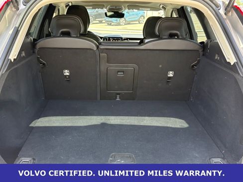 Certified 2025 Volvo XC60 B5 Core AWD/4WD image 37