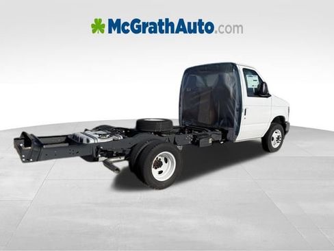 New 2026 Ford E-350 and Econoline 350 Super Duty w/ Ambulance Prep Package RWD image 3