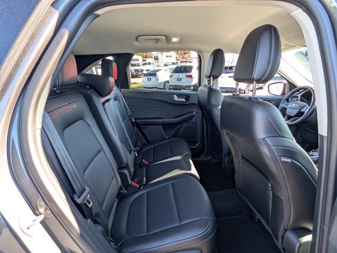 Certified 2021 Ford Escape SEL image 11