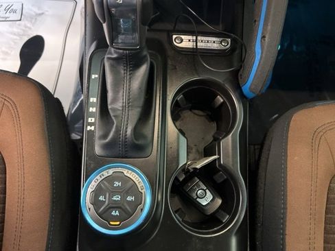 Used 2023 Ford Bronco Outer Banks image 26