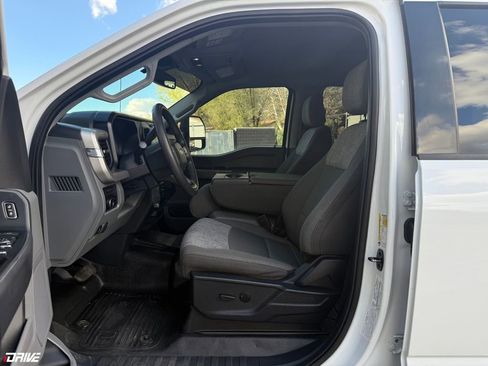 Used 2023 Ford F350 XLT AWD/4WD image 34