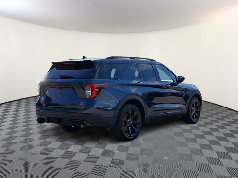 Used 2022 Ford Explorer ST w/ Equipment Group 401A AWD/4WD image 5