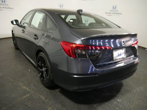 Used 2022 Honda Civic Sport image 12