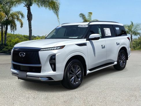 Certified 2026 INFINITI QX80 Pure w/ Cargo Package AWD/4WD image 2