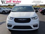 New 2026 Chrysler Pacifica Select image 2
