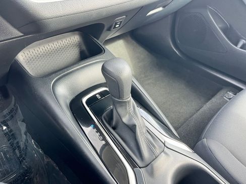 Used 2023 Toyota Corolla LE image 41