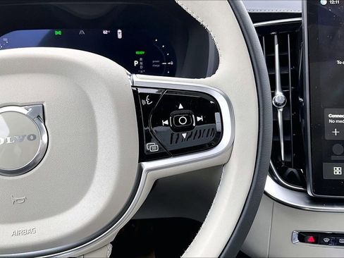 New 2026 Volvo XC90 T8 Ultra w/ Protection Package Premier image 23