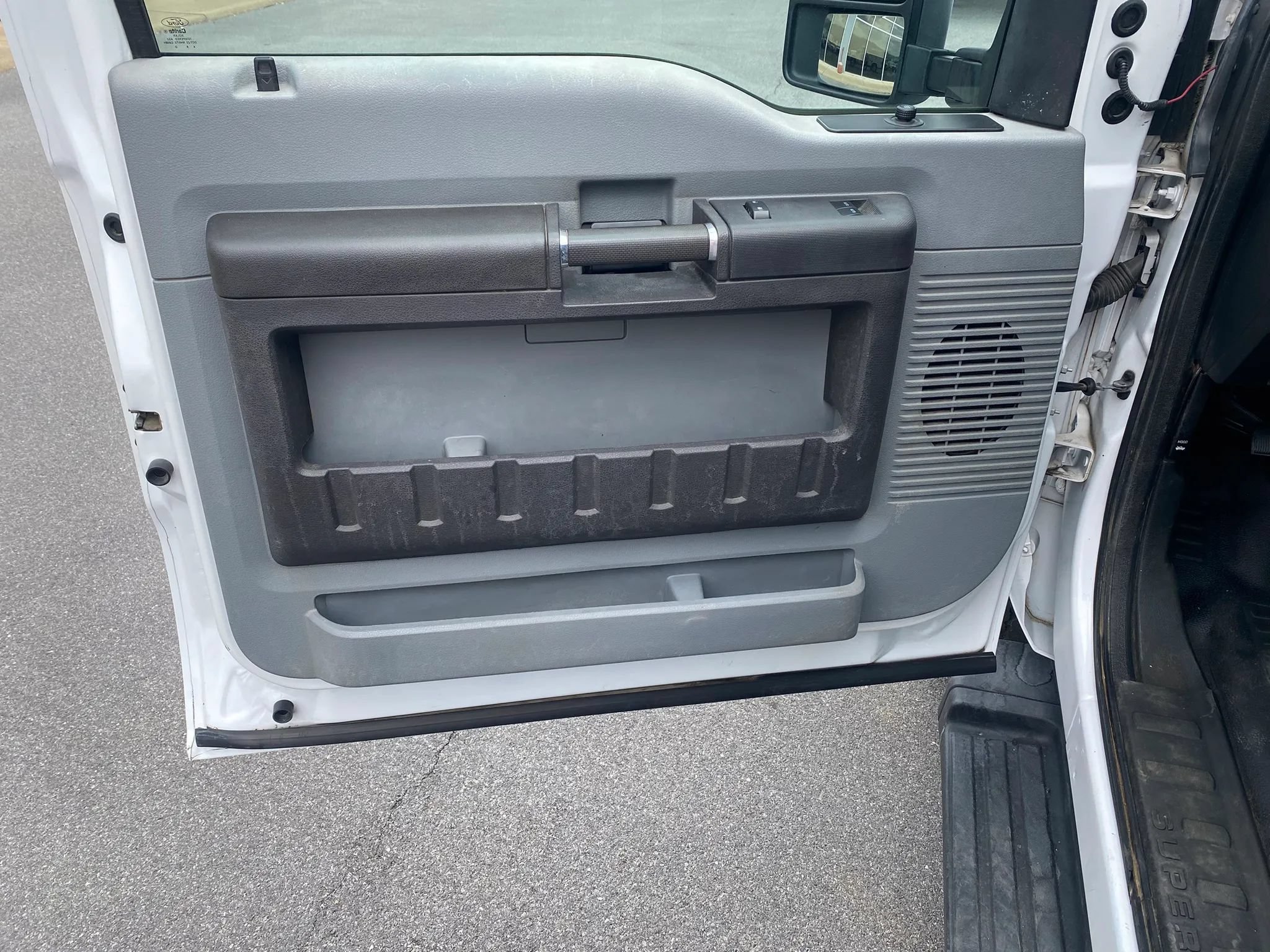 Used 2015 Ford F350 XL AWD/4WD image 9