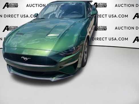 Used 2023 Ford Mustang Convertible RWD image 3
