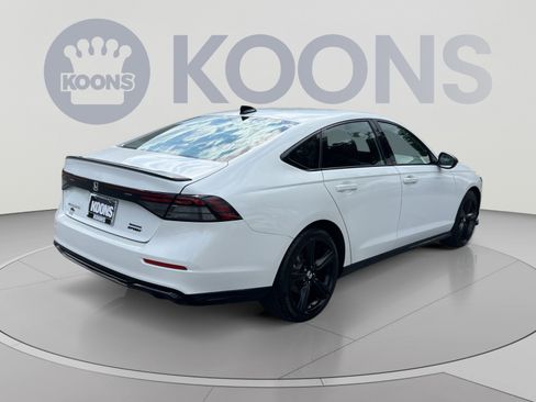 Used 2023 Honda Accord Sport image 7