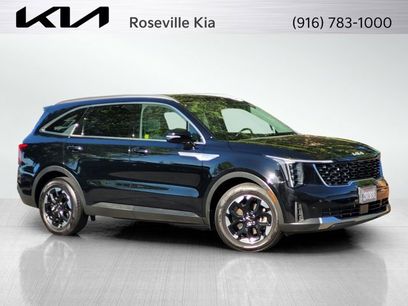 Certified 2024 Kia Sorento S w/ Panoramic Sunroof Package