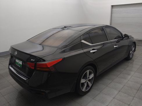 Used 2021 Nissan Altima 2.5 SV FWD image 9