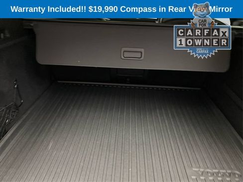 Used 2018 Volvo XC60 T5 Momentum w/ Convenience Package AWD/4WD image 15