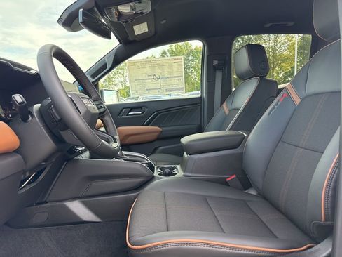 New 2026 GMC Canyon AT4 image 9