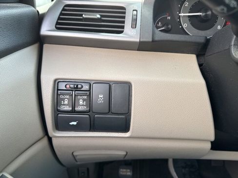 Used 2011 Honda Odyssey EX-L image 33