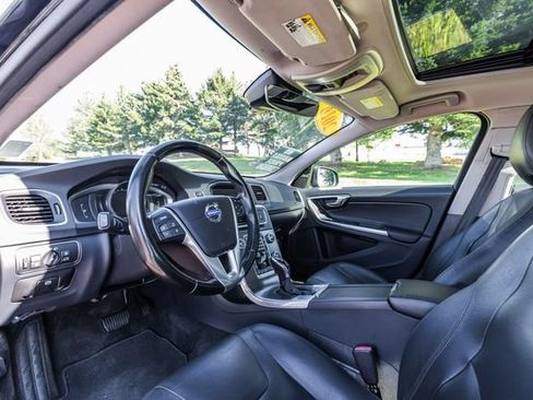 Used 2016 Volvo S60 T5 Premier FWD image 9