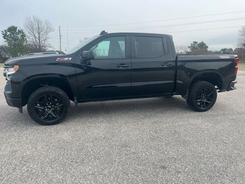 Used 2024 Chevrolet Silverado 1500 LT Trail Boss image 3