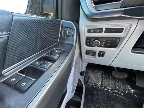 Used 2022 Ford F150 Limited AWD/4WD image 9
