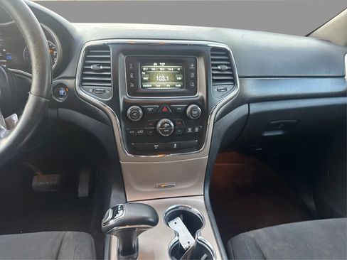 Used 2015 Jeep Grand Cherokee Laredo w/ Quick Order Package 23E AWD/4WD image 15