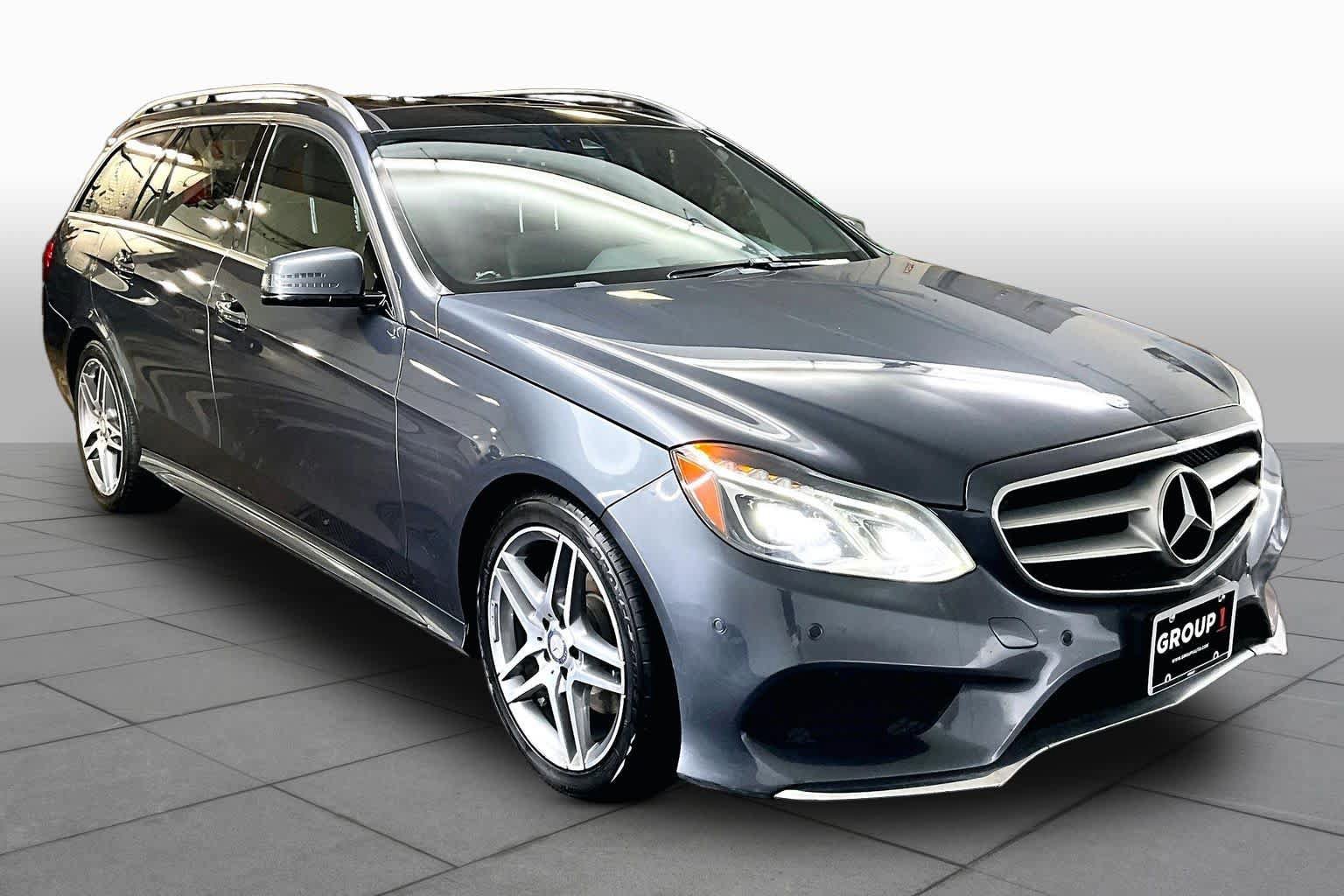 Used 2016 Mercedes-Benz E 350 4MATIC Wagon image 3