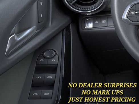 New 2026 Chevrolet Equinox LT w/ Convenience Package II FWD image 22