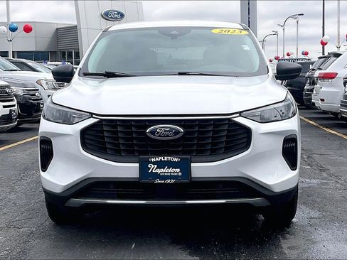 Used 2023 Ford Escape Active image 2