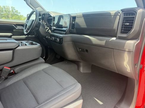 Used 2023 Chevrolet Silverado 1500 LT AWD/4WD image 16
