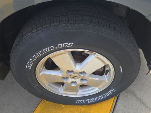 Used 2012 Ford Escape XLT w/ Class II Trailer Tow Pkg AWD/4WD image 13