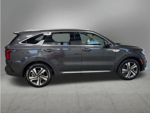 Used 2023 Kia Sorento EX AWD/4WD image 6