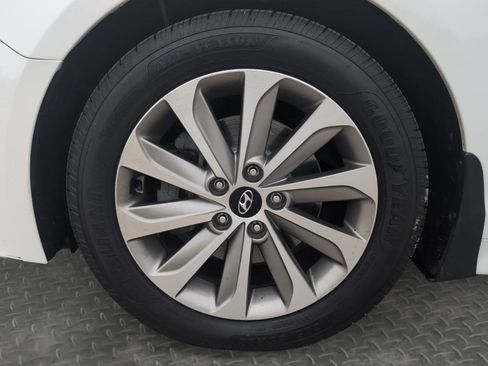 Used 2016 Hyundai Sonata Sport w/ Cargo Package FWD image 28