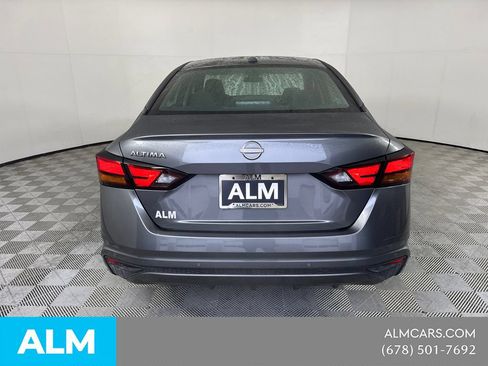 Used 2025 Nissan Altima 2.5 SV FWD image 8